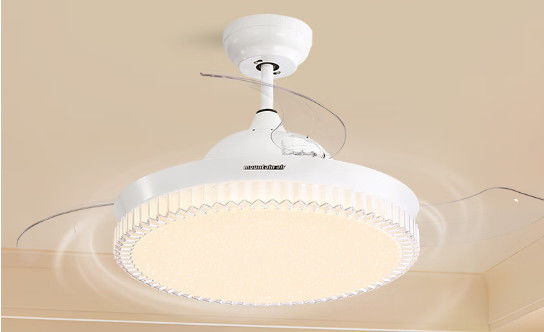 Ventilateur de plafond intelligent à accent doré avec lumières LED et contrôle vocal